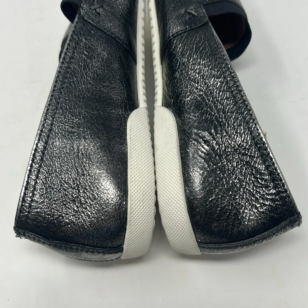 Frye Melanie Metallic Slip-On Sneakers Size 10 Excellent Condition